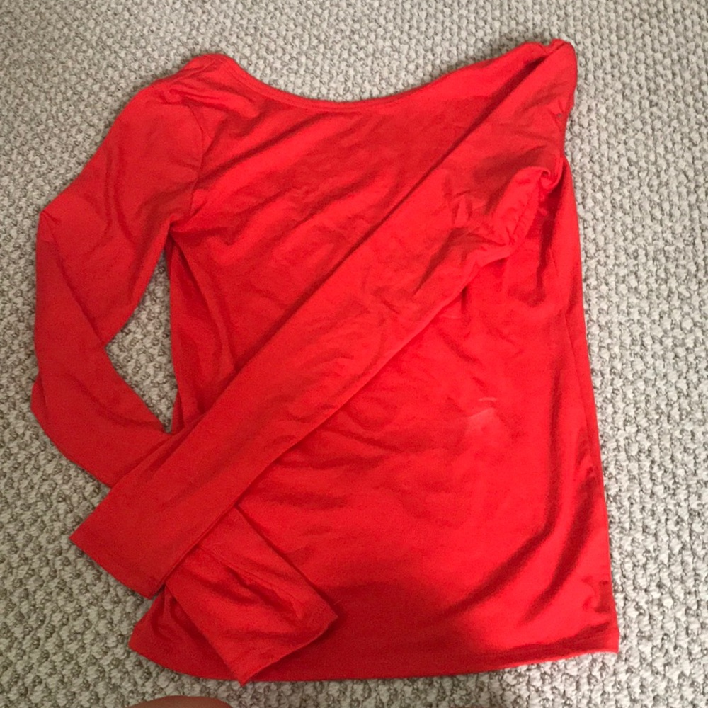 VS shirt